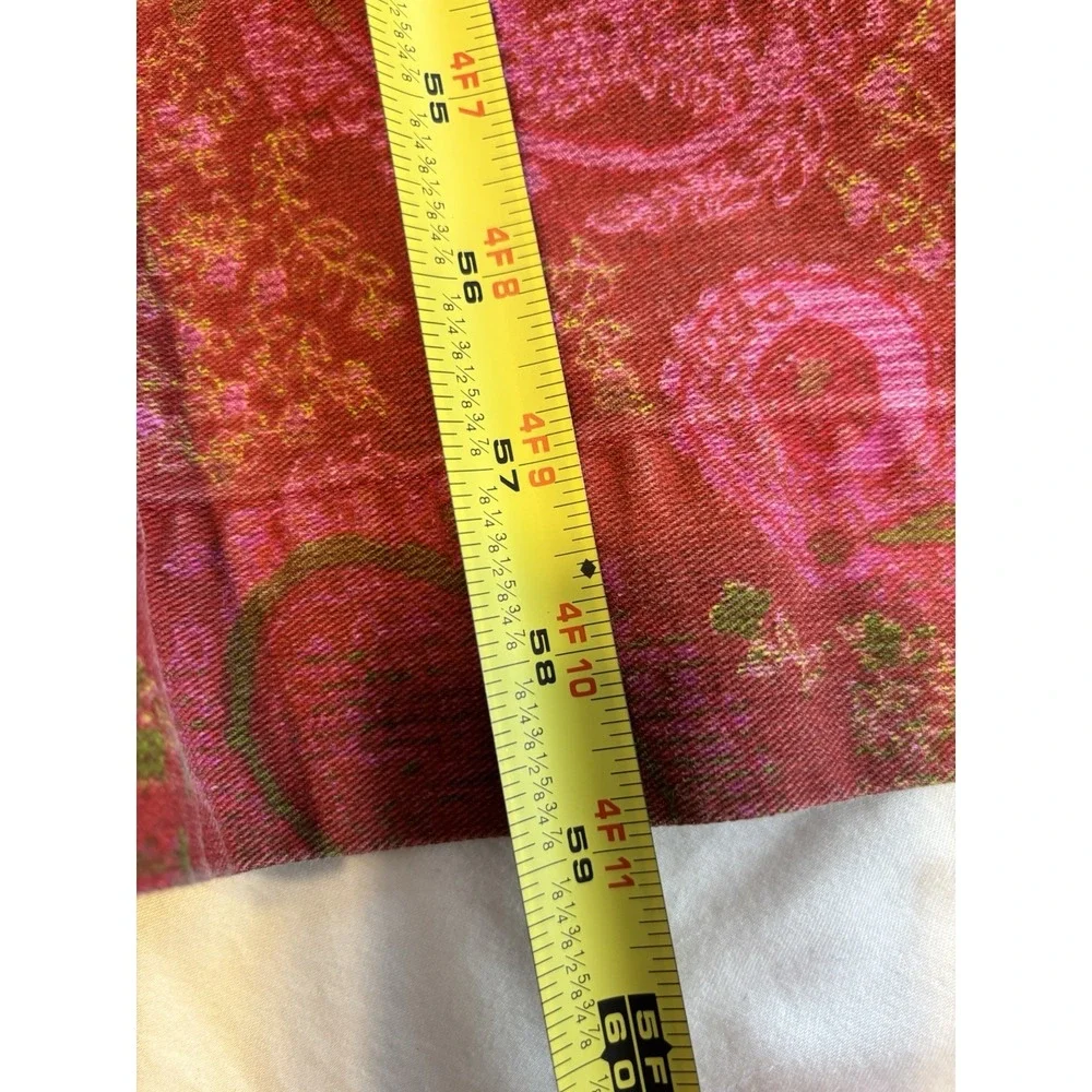 Crate & Barrel Christmas Paisley Tablecloth Red  1112 x 59